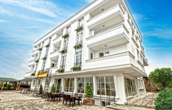 Andalouse Suite Hotel