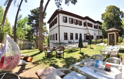 Havuzlu Asmazlar Konağı