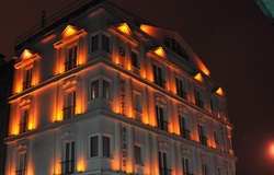 Azade Otel