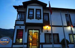 Yarışkaşı Konağı