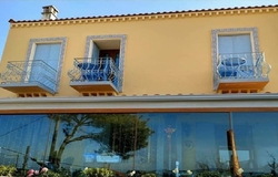 Sihirli Kitap Kahve Konukevi