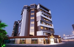 Majura Hotel Business