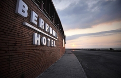 Berrunil Hotel
