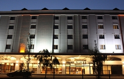Grand Vaves Hotel