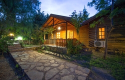 Kızılbük Ahşap Evleri