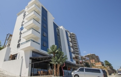 Royal Life Exclusive