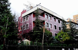 Parlamenter Pino Hotel