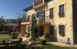 Villa Polikne Pansiyon & Restaurant & Beach Club