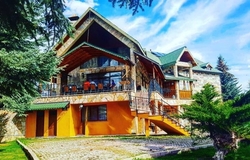 Ay-Fi Dam Dağ Oteli