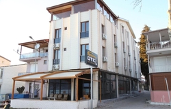 Kroisos Lake Resort Otel