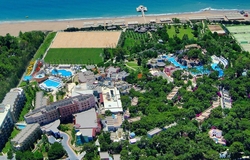 Blue Waters Club & Resort