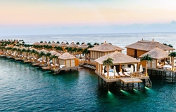 Cratos Premium Hotel