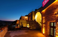 Fairyland Cave Hotel