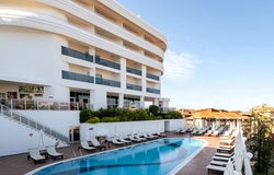 Laguna Beach Alya Resort Spa Hotel