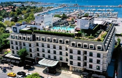 Wyndham Grand İstanbul Kalamış Marina Hotel