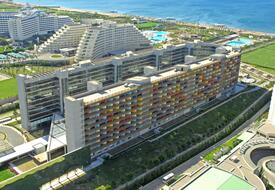 Nirvana Cosmopolitan Hotel