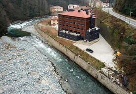 Yamantürk Öğretmenevi