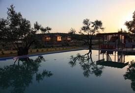 Almondville Pergamon Bungalows