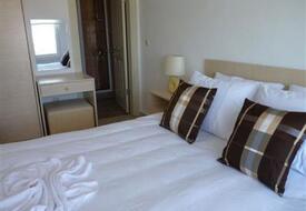 Flipflops Apart Güllük