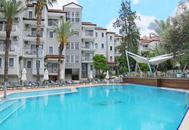 Paloma Marina Suites