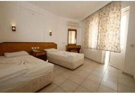 Scanway Twins Apart Otel