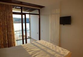 Polpo Beach Boutique Hotel