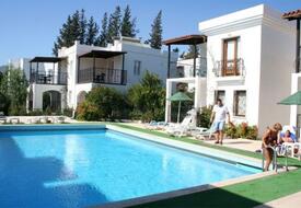 Flora Mandarin Apart