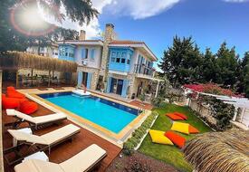 Angolo Alaçatı Otel