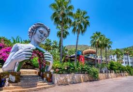 Illusion Beach Club Hotel +16