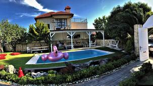 Art Alaçatı Butik Otel