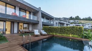 Elysium Miramar Villas