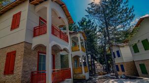 Esamet Hanım Konakları