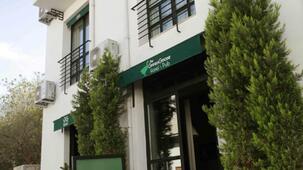 The Green Goose Hotel