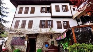 Kadıoğlu Şehzade Konakları