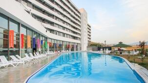 Naskon Sapphire Resort Hotel