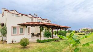 Kharma Beach Club Spa Apollonium Bay Villas