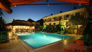 Perdikia Beach Hotel