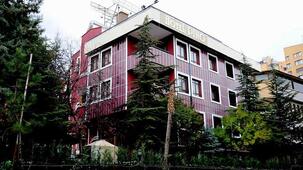 Parlamenter Pino Hotel