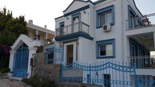 Çeşmedeki Eviniz Lovely Hotel