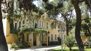 Tarihi Tuzla İçmeler Otel