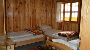 Zirve Ahşap Pansiyon