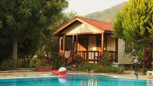 Secret Paradise Bungalow & Apartments