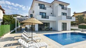 Beyaz Konak Sarımsaklı