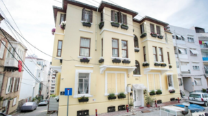 Sarı Konak Business