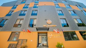 City Moonlight Apart Hotel