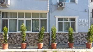 Zen Apart Hotel