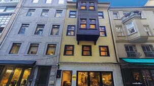 Meroddi Galata Mansion