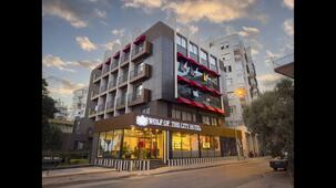 Wolf Of The City Hotel