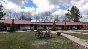 Emirbey Atlı Turizm ve Doğal Yaşam Köyü