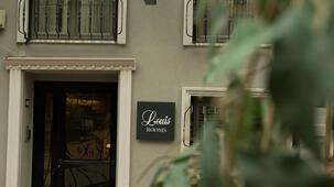 Louis Rooms